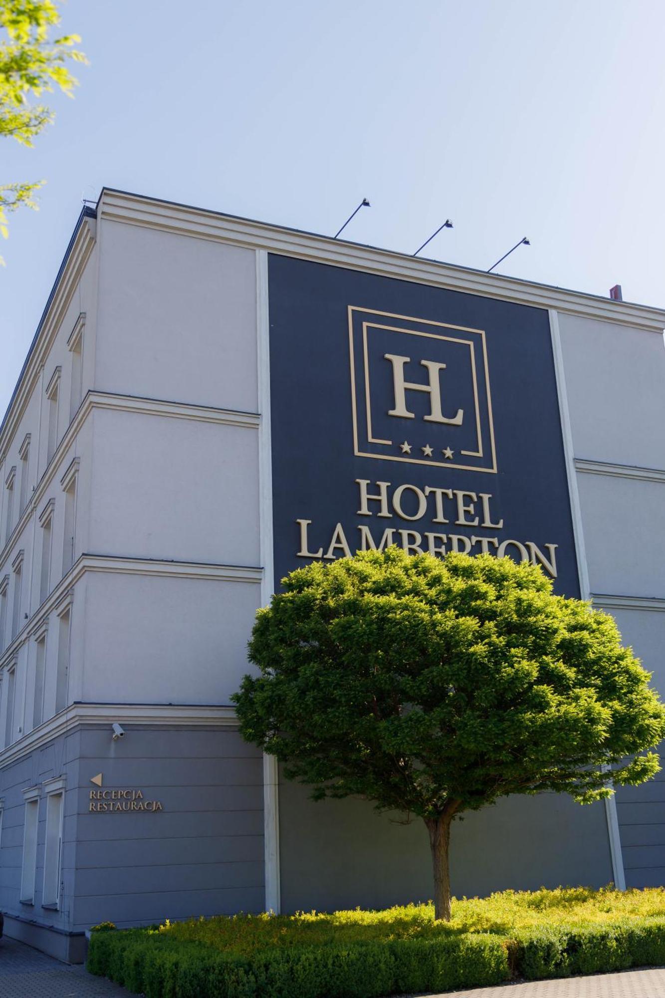 Hotel Lamberton 오와르제프 외부 사진