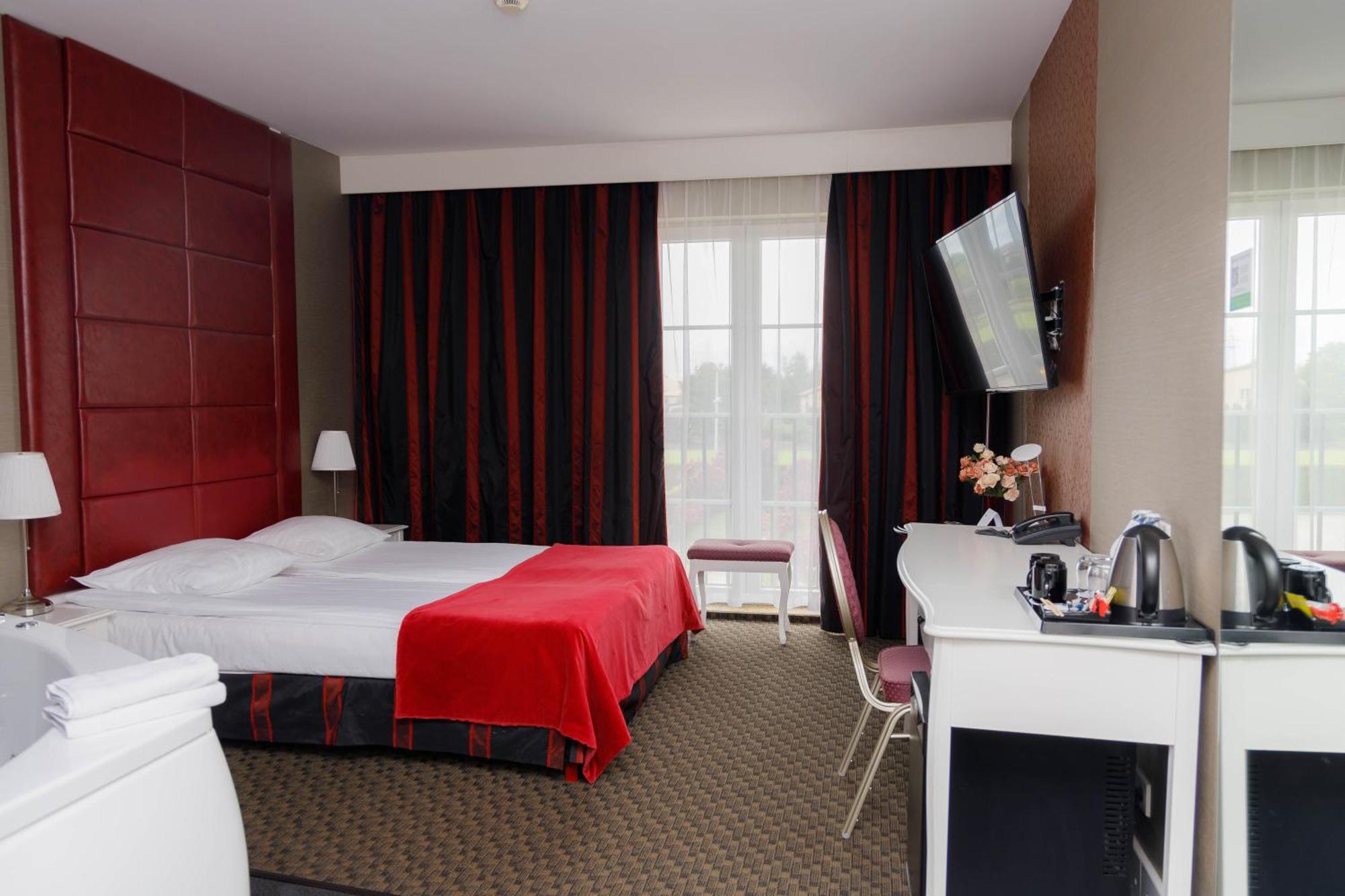 Hotel Lamberton 오와르제프 외부 사진
